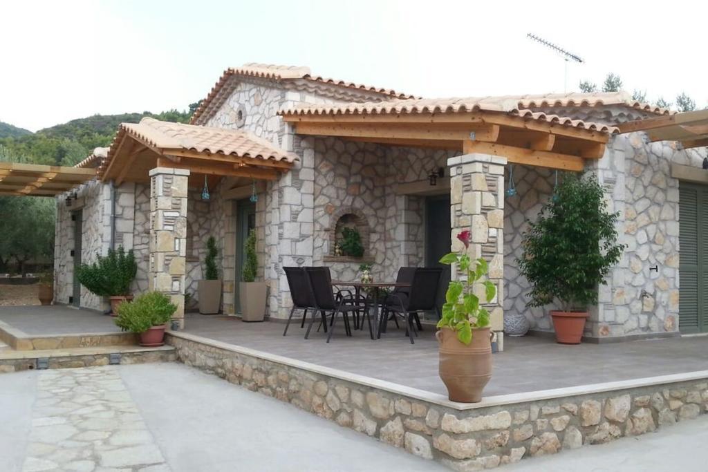 Villa Lobos Keri Exterior photo